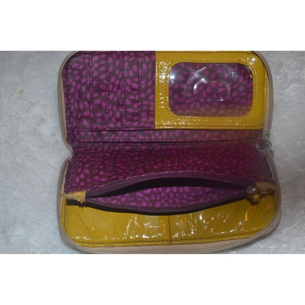 Fossil Key-Per Multi-Color Crossbody Purse and Matching Wallet - Picture 4 of 8